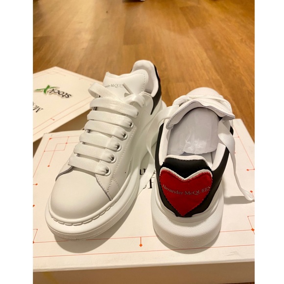 alexander mcqueen heart sneaker